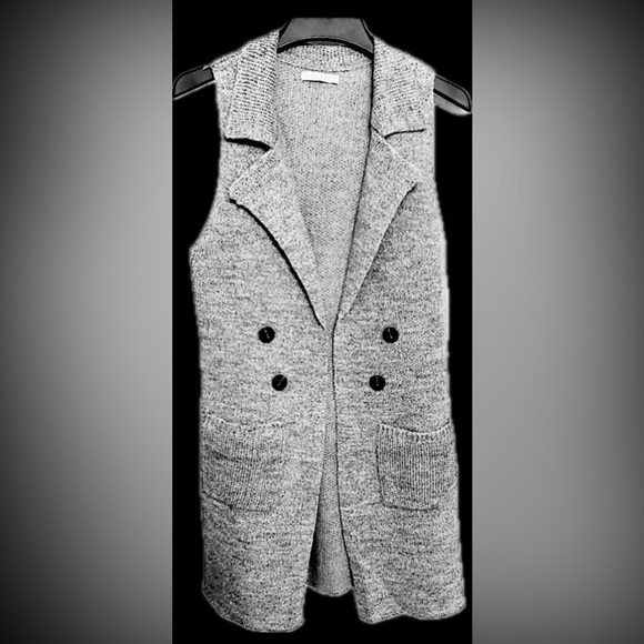 Long Knitted Collared Vest. Grey/SM - Picture 13 of 13
